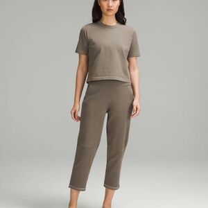 Lululemon Relaxed-Fit High-Rise Knit Cropped Pants 24"